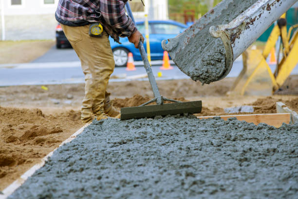 Best Concrete Pool Decks in East Rancho Dominguez, CA